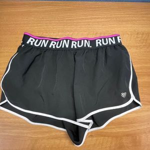 Women’s Forever 21 running loose shorts size M